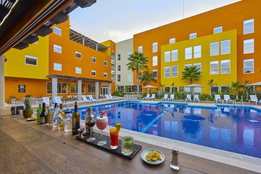City Express Suites By Marriott Cabo San Lucas Exterior photo