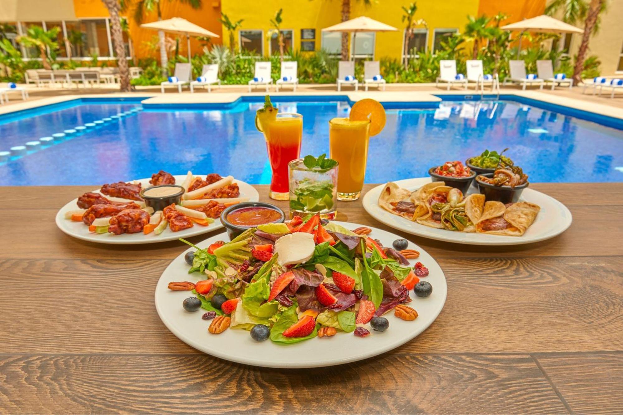 City Express Suites By Marriott Cabo San Lucas Exterior photo