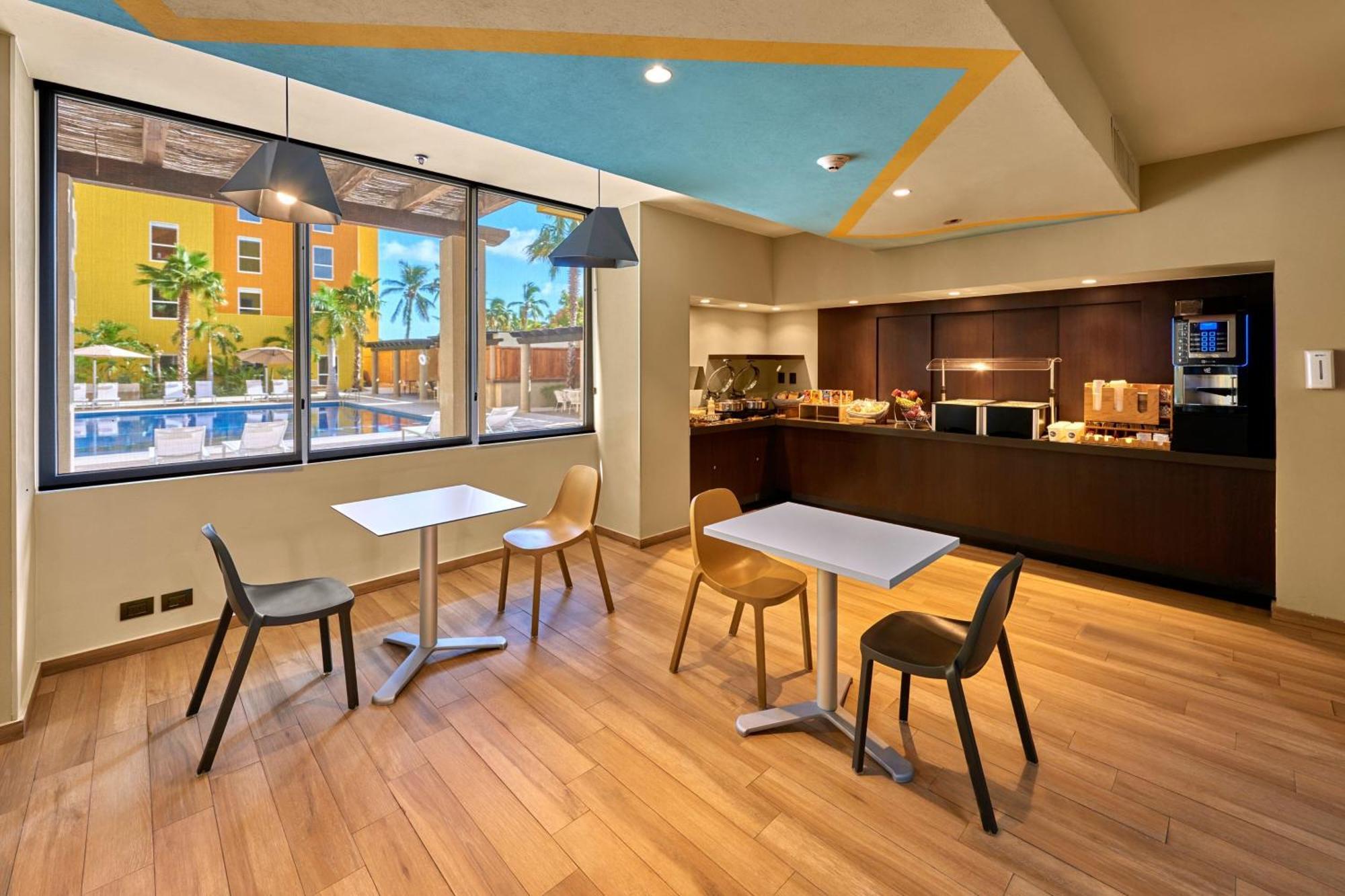 City Express Suites By Marriott Cabo San Lucas Exterior photo