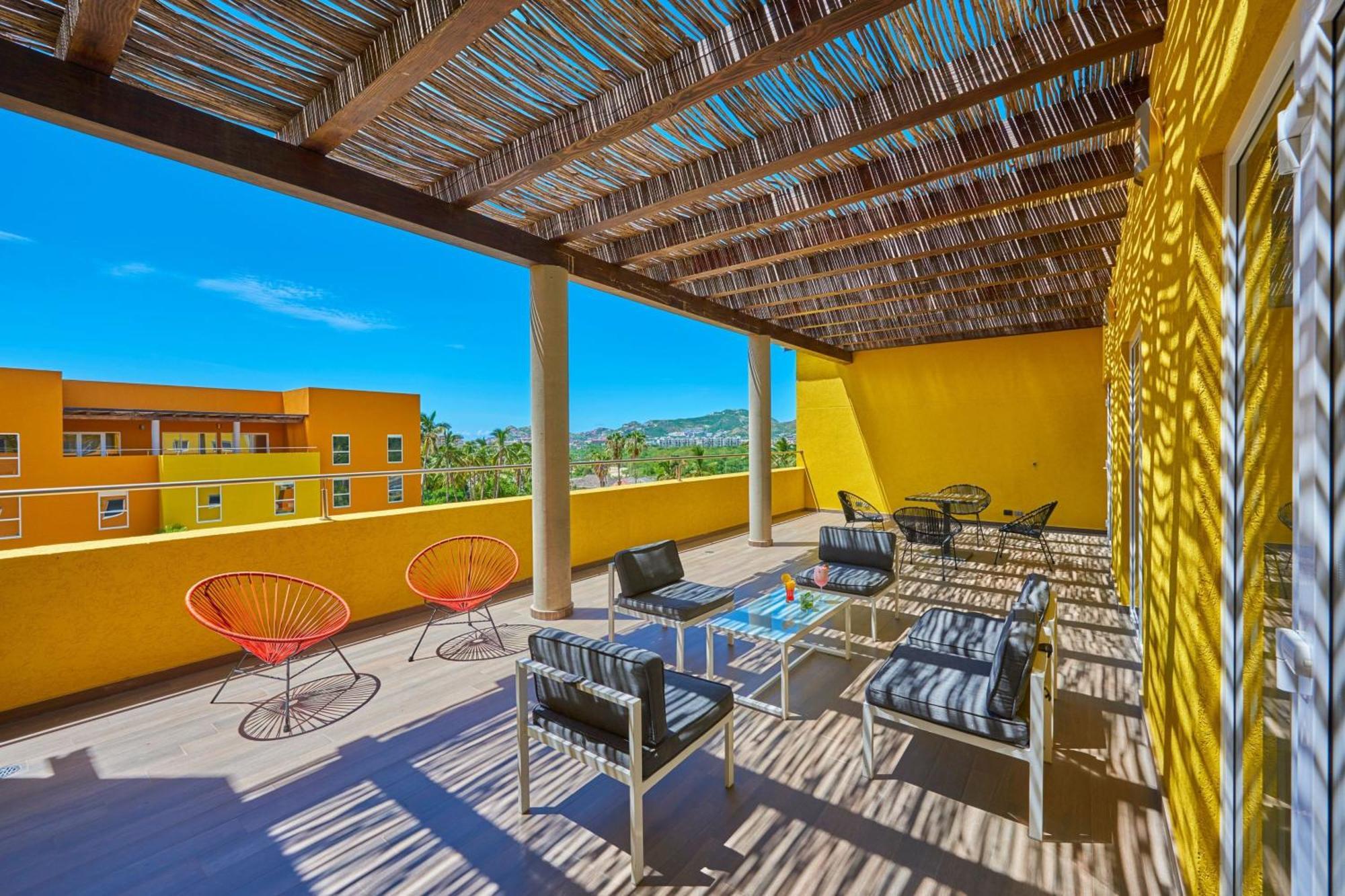 City Express Suites By Marriott Cabo San Lucas Exterior photo