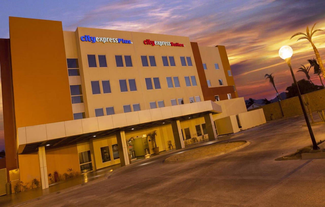 City Express Suites By Marriott Cabo San Lucas Exterior photo